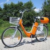 Elektrofahrrad E-Bike 250 Watt 26 Zoll inkl. Korb + Topcase